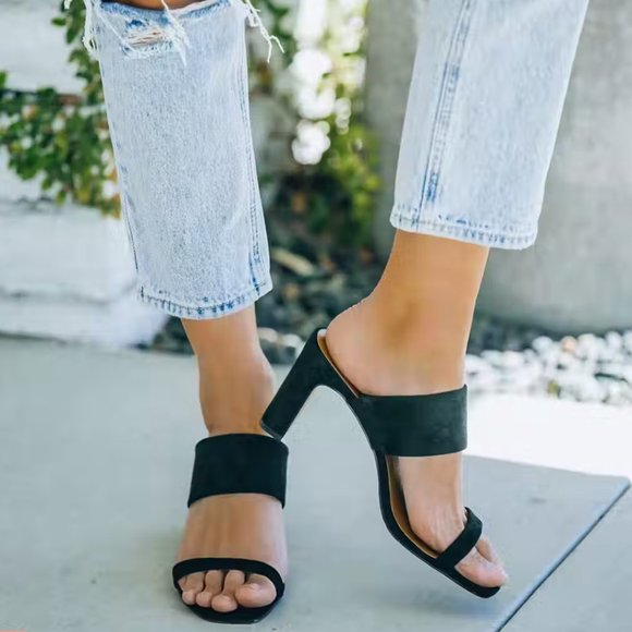 Black Strappy Heels - Picture 1 of 4